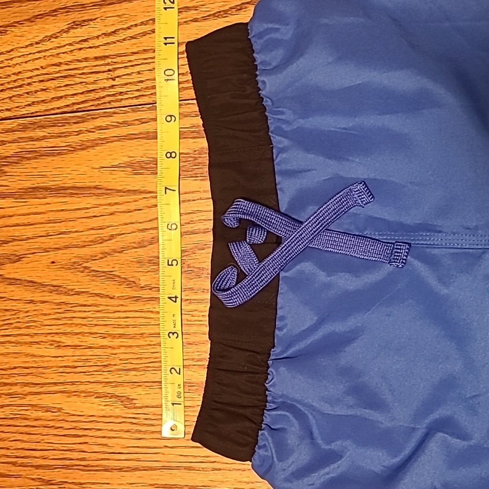 Adidas Athletic Swim Trunks - Boy's Medium - Picture 5 of 7